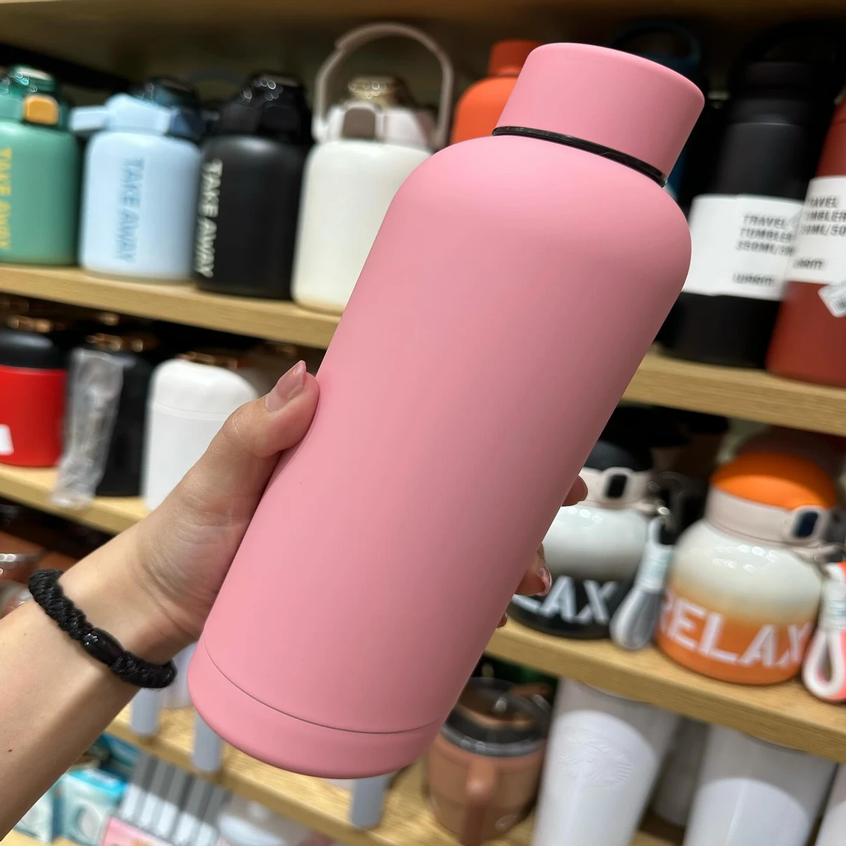 Vacuum Water Bottle Stainless steel vacuum flask Hot and cold